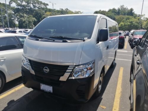 Nissan Urvan 2023 Microbús Automático