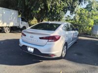 Hyundai Elantra 2019 Automático